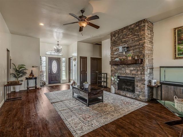 2113 NW 157th Terrace, Edmond, OK 73013