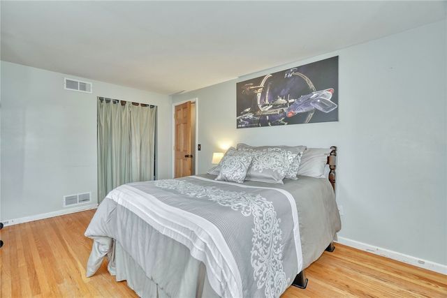 201 Bittersweet Drive, Farmington, NY 14425