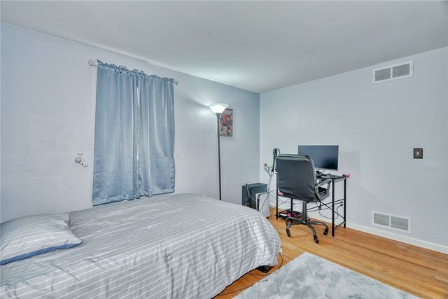 201 Bittersweet Drive, Farmington, NY 14425