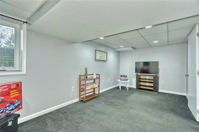 201 Bittersweet Drive, Farmington, NY 14425