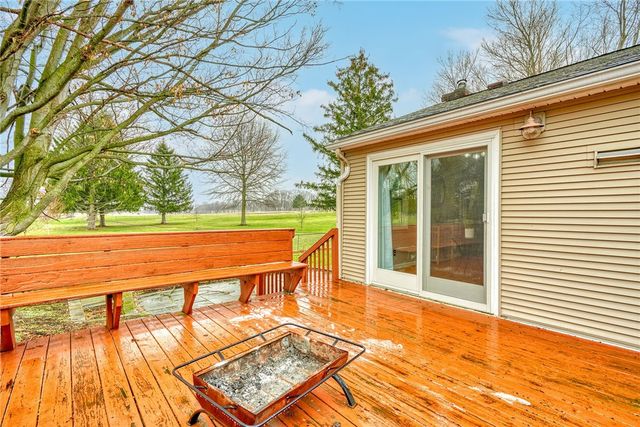 201 Bittersweet Drive, Farmington, NY 14425