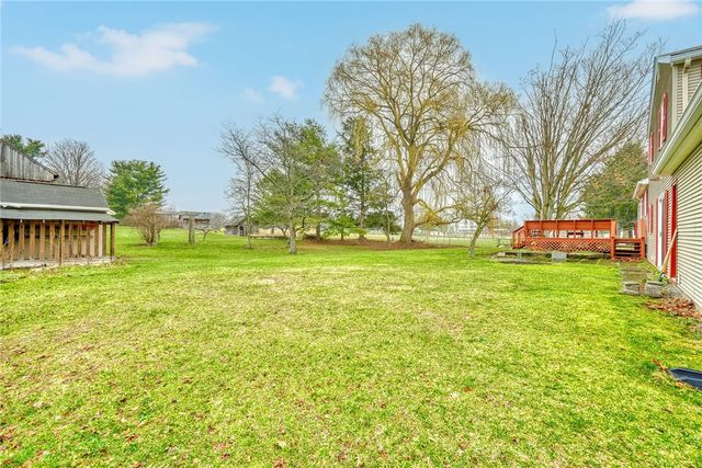 201 Bittersweet Drive, Farmington, NY 14425