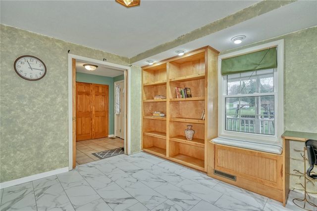 201 Bittersweet Drive, Farmington, NY 14425