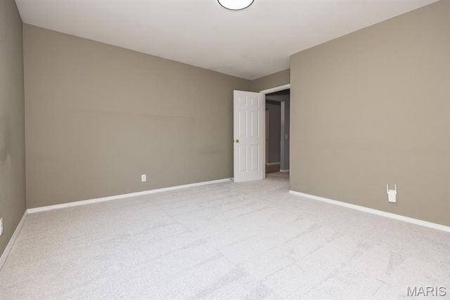 1226 Beaver Trail Drive, Ferguson, MO 63135