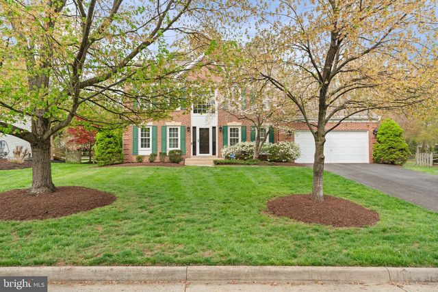 6474 GRISTMILL SQUARE LN, Centreville, VA 20120