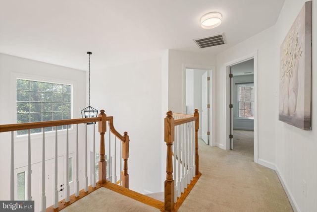 6474 GRISTMILL SQUARE LN, Centreville, VA 20120