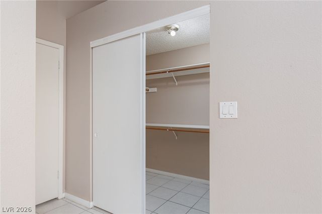 6344 Moonmist Avenue, Las Vegas, NV 89108