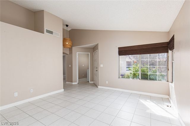 6344 Moonmist Avenue, Las Vegas, NV 89108