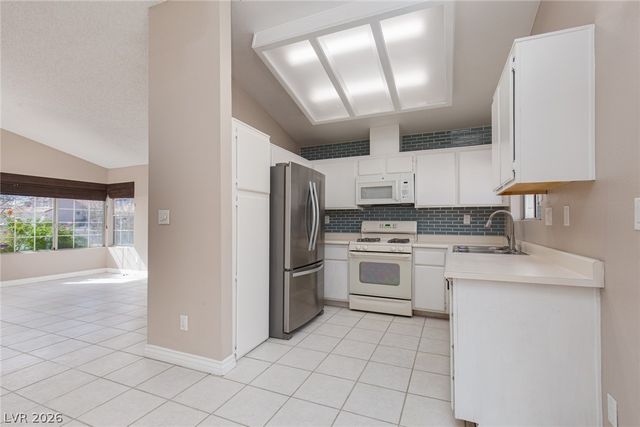 6344 Moonmist Avenue, Las Vegas, NV 89108