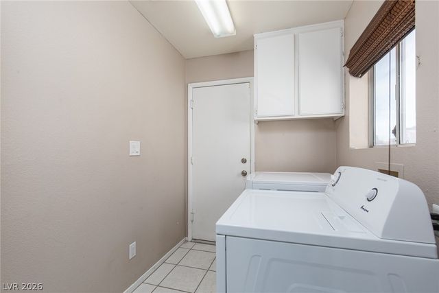 6344 Moonmist Avenue, Las Vegas, NV 89108