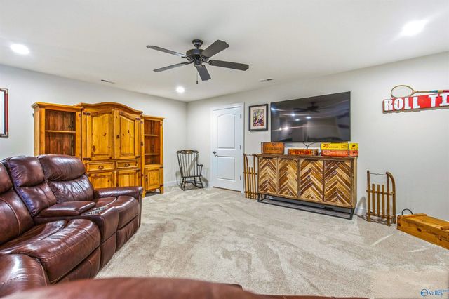 120 Huntsmen Lane, Harvest, AL 35749