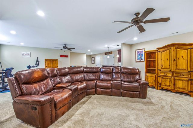 120 Huntsmen Lane, Harvest, AL 35749