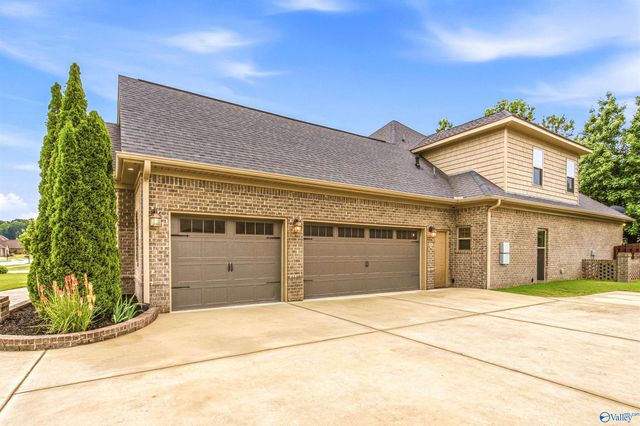 120 Huntsmen Lane, Harvest, AL 35749