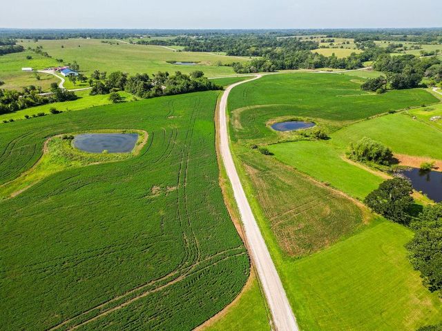 10859 SW Price Road, Lathrop, MO 64465