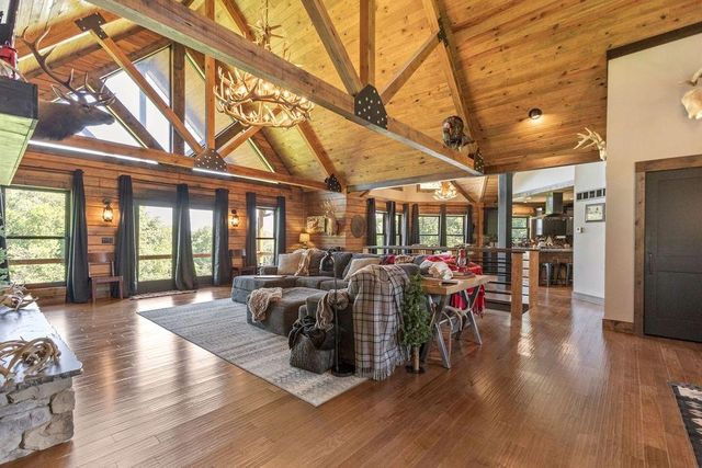 10859 SW Price Road, Lathrop, MO 64465