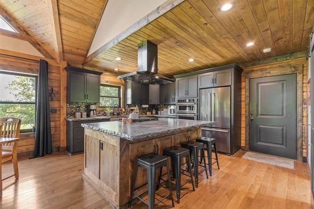 10859 SW Price Road, Lathrop, MO 64465