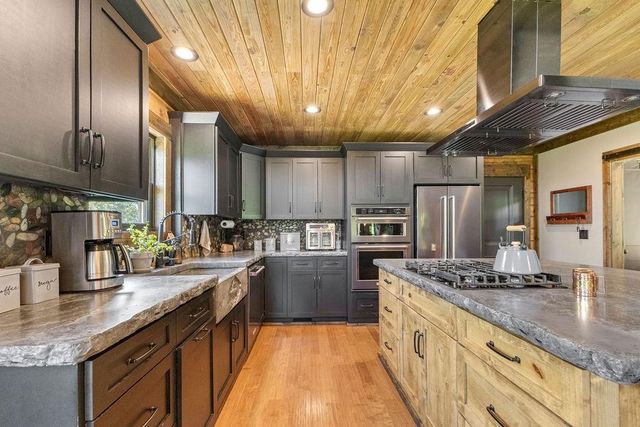 10859 SW Price Road, Lathrop, MO 64465