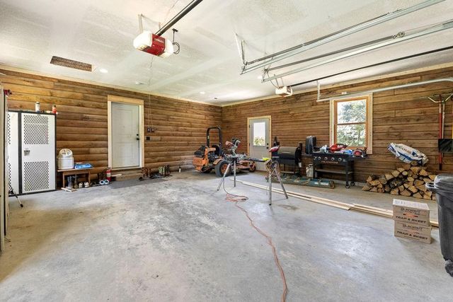 10859 SW Price Road, Lathrop, MO 64465