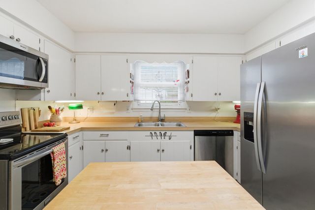 1113 Windsor Dr., Hattiesburg, MS 39402