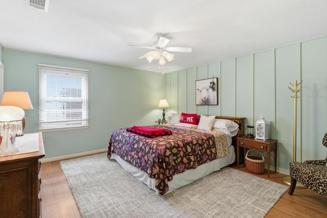 1113 Windsor Dr., Hattiesburg, MS 39402