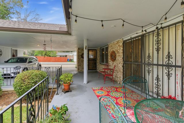 1113 Windsor Dr., Hattiesburg, MS 39402