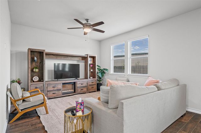 7325 Loggia PL, Round Rock, TX 78665