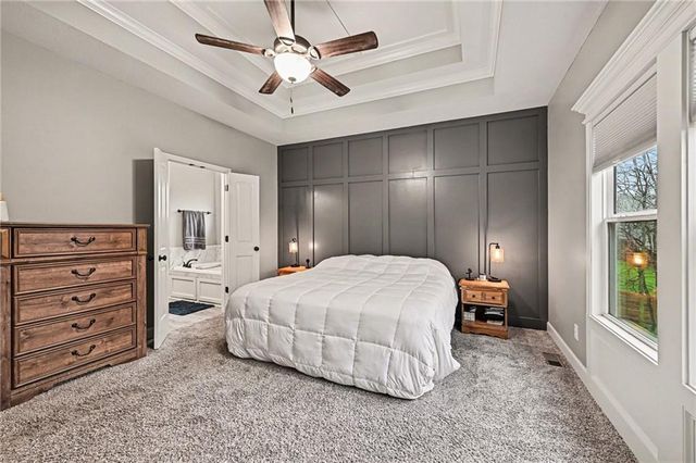 1032 E 14th Street, Kearney, MO 64060