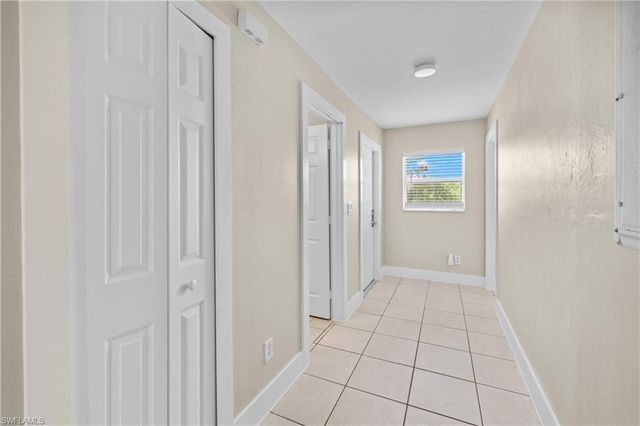909 Jaguar BLVD, Lehigh Acres, FL 33974