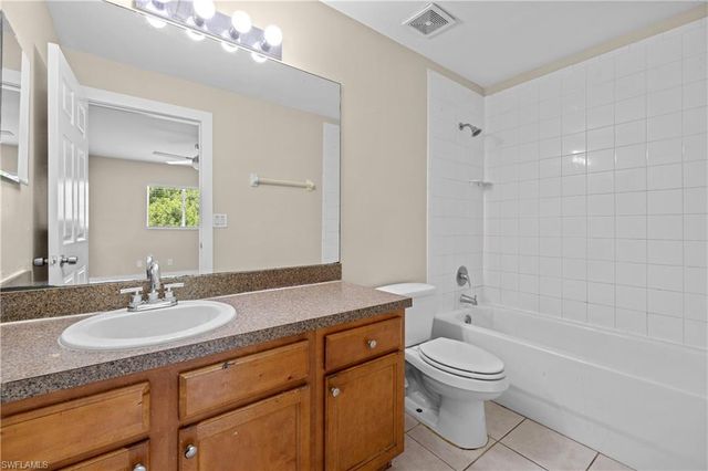 909 Jaguar BLVD, Lehigh Acres, FL 33974