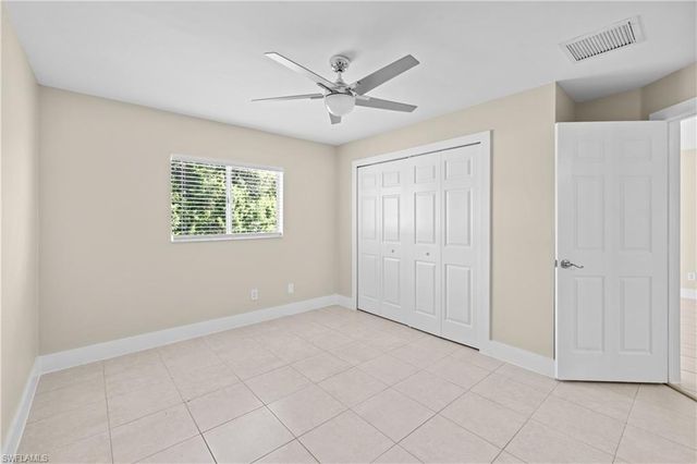 909 Jaguar BLVD, Lehigh Acres, FL 33974