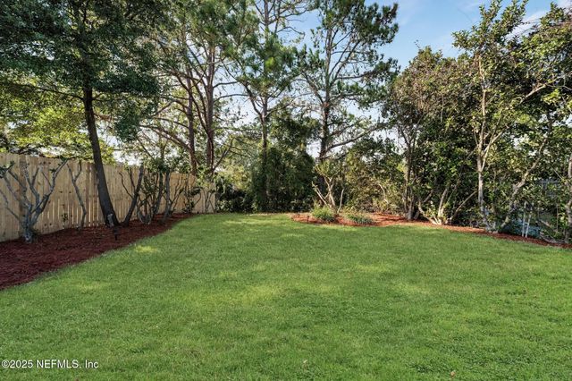 2466 WATTLE TREE Road E, Jacksonville, FL 32246