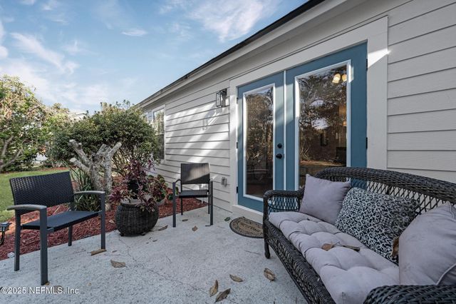 2466 WATTLE TREE Road E, Jacksonville, FL 32246