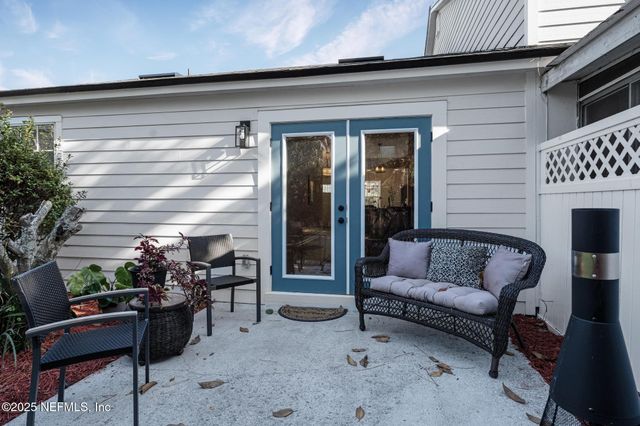 2466 WATTLE TREE Road E, Jacksonville, FL 32246