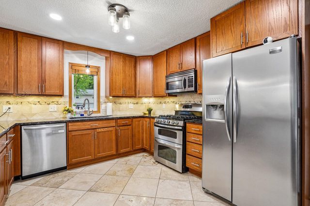 17425 Java Court N, Lakeville, MN 55044