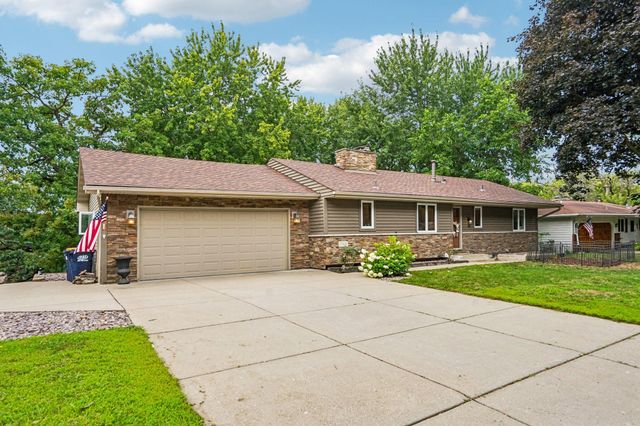 17425 Java Court N, Lakeville, MN 55044