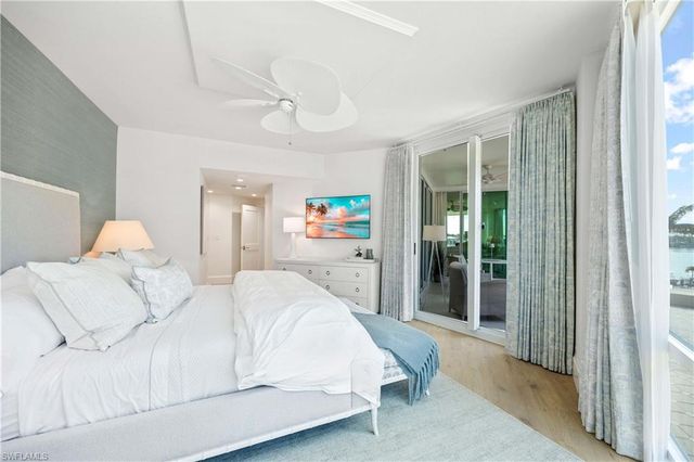 3971 Gulf Shore BLVD N 401, Naples, FL 34103
