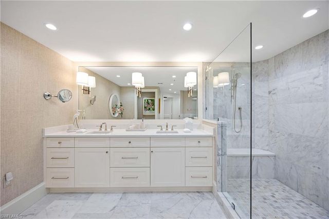 3971 Gulf Shore BLVD N 401, Naples, FL 34103