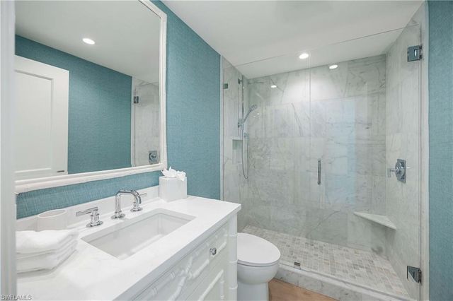 3971 Gulf Shore BLVD N 401, Naples, FL 34103