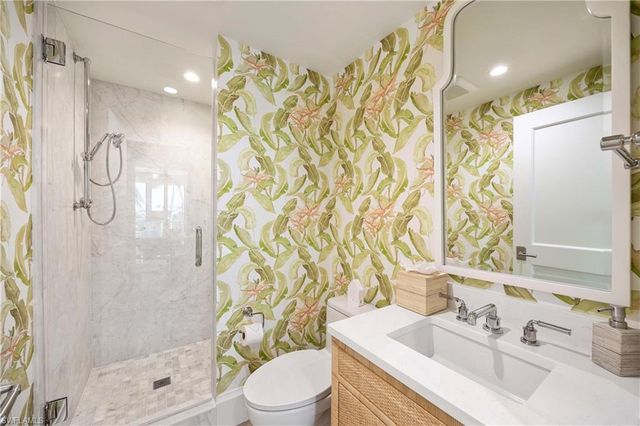3971 Gulf Shore BLVD N 401, Naples, FL 34103
