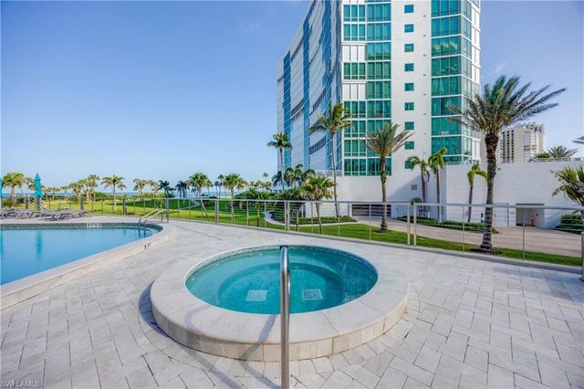 3971 Gulf Shore BLVD N 401, Naples, FL 34103