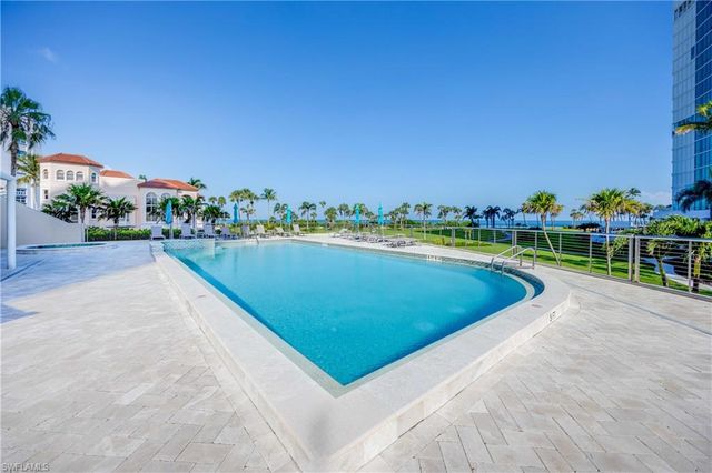 3971 Gulf Shore BLVD N 401, Naples, FL 34103