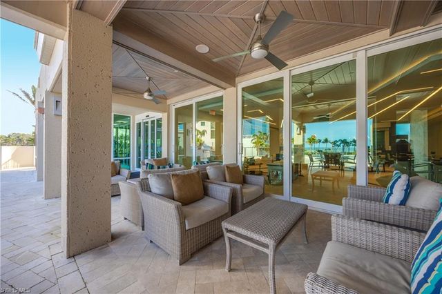 3971 Gulf Shore BLVD N 401, Naples, FL 34103