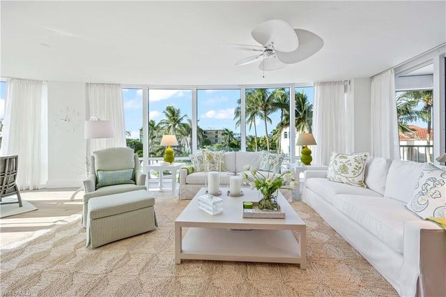 3971 Gulf Shore BLVD N 401, Naples, FL 34103