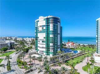 3971 Gulf Shore BLVD N 401, Naples, FL 34103