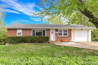 5 Bluebird Lane, Fenton, MO 63026