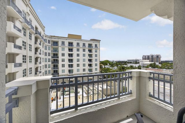 403 S Sapodilla Avenue 502, West Palm Beach, FL 33401
