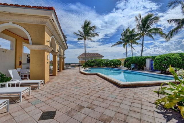 403 S Sapodilla Avenue 502, West Palm Beach, FL 33401