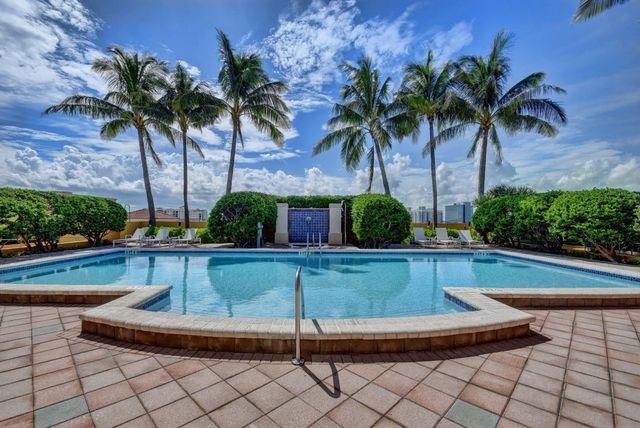 403 S Sapodilla Avenue 502, West Palm Beach, FL 33401