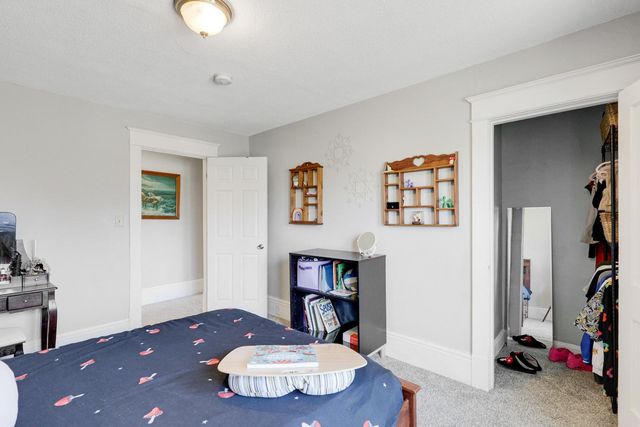 1320 Edgerton Street, Saint Paul, MN 55130