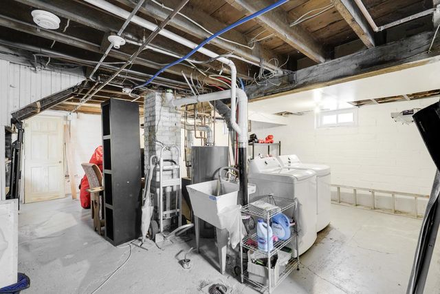 1320 Edgerton Street, Saint Paul, MN 55130